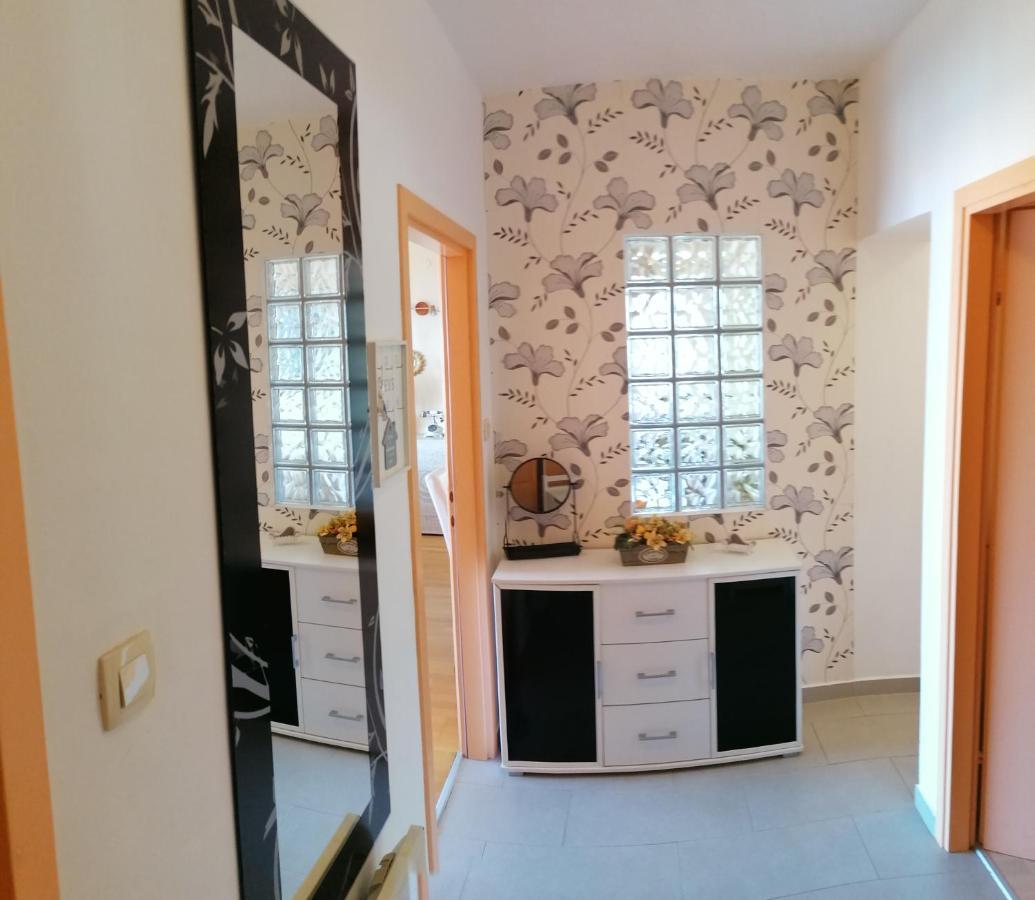 Apartmani Zafaranic Crikvenica Luaran gambar